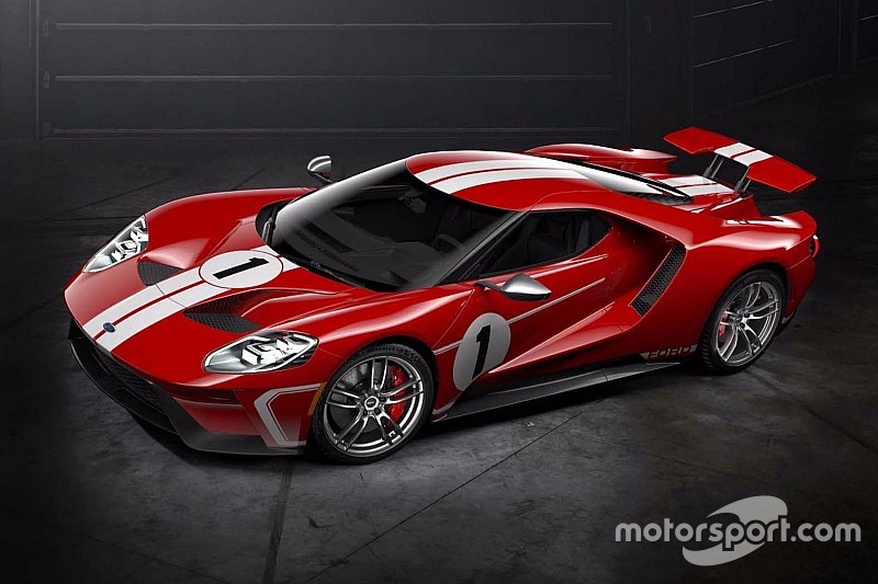 Ford GT dengan corak pemenang Le Mans 1967