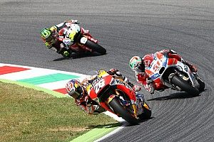 Crutchlow baalt flink van crash, Pedrosa neemt schuld op zich