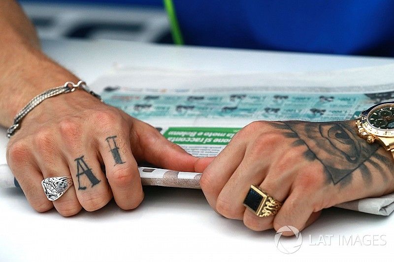 Viñales: “La falta de motivación no está ayudando a Suzuki”