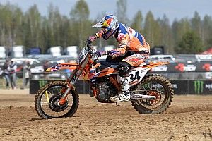 Herlings gana por primera vez en MXGP y Olsen le acompaña en Letonia