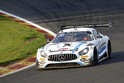 Pech met timing pitstops kost Buurman top-vijf in 24 uur van Spa