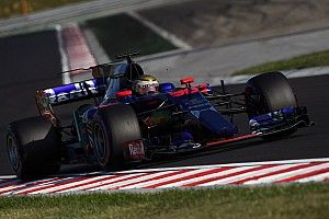 Dua sesi FP1 Sainz dan Kvyat akan diambil Gelael