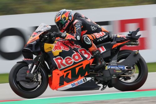 KTM niega los rumores de rescate de Red Bull y reitera su compromiso con MotoGP