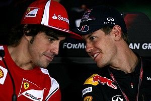 Алонсо: Феттель – не спаситель Ferrari, у Леклера потенциал выше