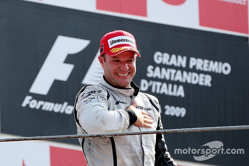 Nos 10 anos sem vitória brasileira na F1, Barrichello relembra feito; saiba quem pode quebrar jejum
