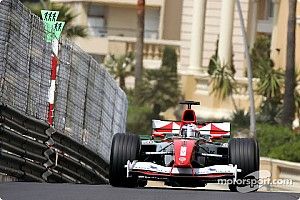 Webber lerántotta a leplet a Jaguar 2004-es gyémánt-sztorijáról