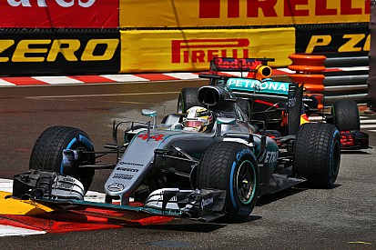 Analysis: How Red Bull's overthinking robbed Ricciardo of easy win