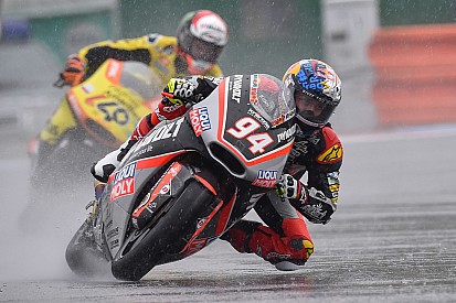 Brno Moto2: Folger wins in the wet, disaster for Zarco