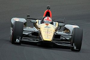 Хинчклифф выиграл поул Indy 500, Алёшин – седьмой