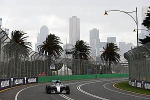 Australian GP: Hamilton tops first F1 practice of 2016