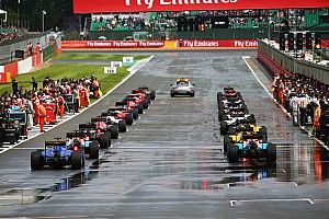 F1 berlakukan standing start saat kondisi basah