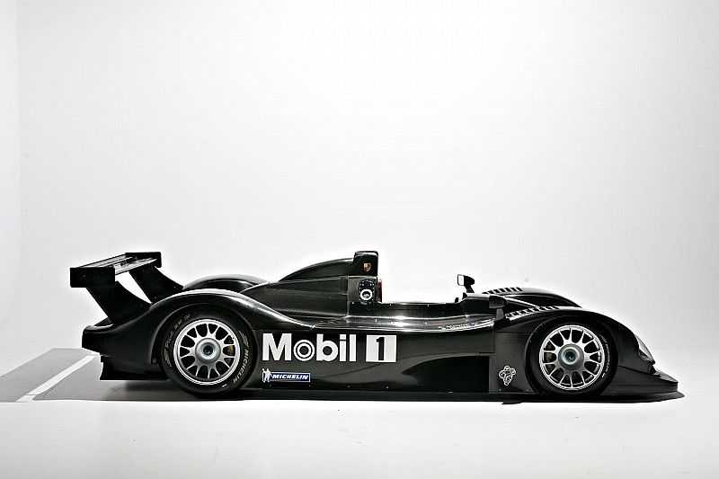 GALERÍA: el Porsche LMP2000 sale a la luz 20 años después