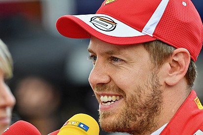 Ecclestone azt kívánja, bárcsak Vettel bajnokká válna a Ferrarival