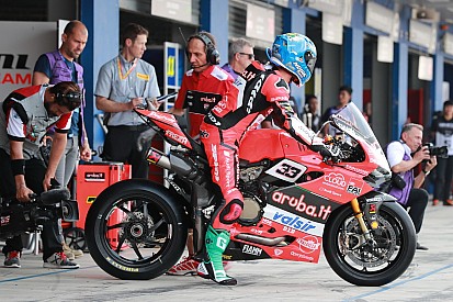 WSBK Aragon: Melandri beim Trainingsauftakt knapp vor Rea