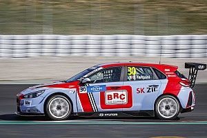 Tarquini wint openingsrace WTCR in Marokko