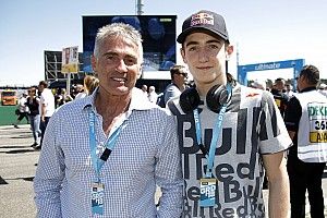 Kado dari Schumacher jadi alasan putra Mick Doohan pilih roda empat