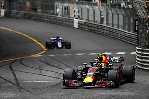“Não quis correr riscos”, diz Verstappen
