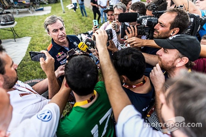 Sainz: "Ha sido un día supercomplicado; increíble la navegación"