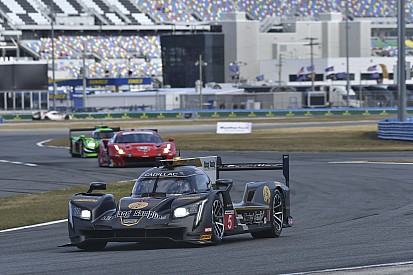 Albuquerque manda en las primeras dos horas de Daytona