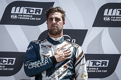 Slovakia WTCR: Oriola survives restart investigation to win