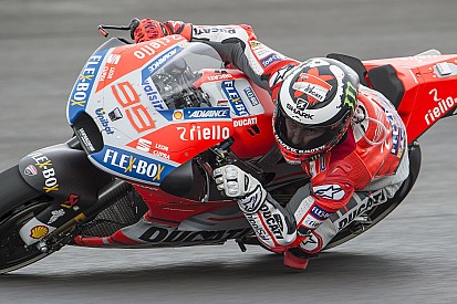 Schwantz: “Voor Lorenzo moet alles kloppen, anders lukt niets”