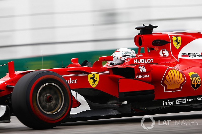 Masalah di latihan, Vettel: Mobil terasa seperti "jeli"