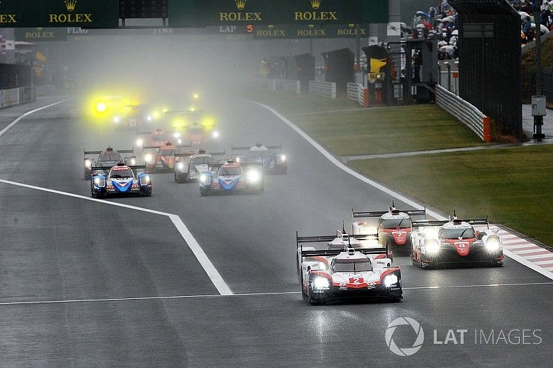 #2 Porsche Team Porsche 919 Hybrid: Timo Bernhard, Earl Bamber, Brendon Hartley