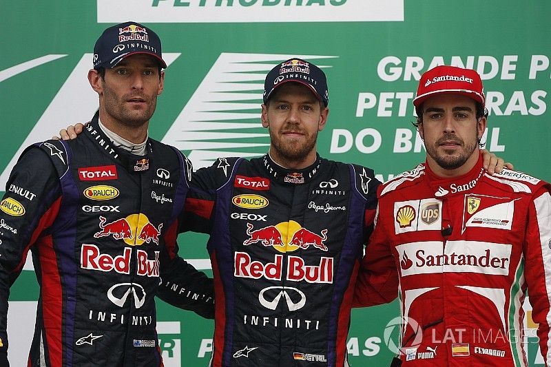 Podium : le vainqueur Sebastian Vettel, Red Bull Racing, le second Mark Webber, Red Bull Racing, le troisième Fernando Alonso, Ferrari