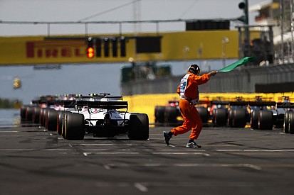 Formula 1'i tanıyalım: Yarış startı