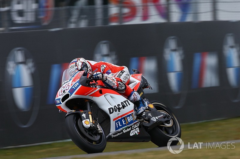 Dovizioso: “El campeonato es tan impredecible que no se puede pensar en el título”