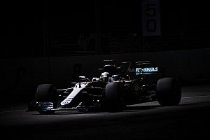 F1 2017 in Singapur: Mercedes tappt nach schwacher Qualifikation im Dunkeln