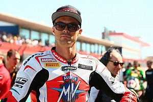 Honda WorldSBK resmi gaet Camier