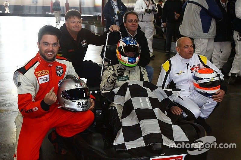 Race winners, Xavier Coupal, Marc-Antoine Cardin, René Fagnan, Nissan Micra Cup Team