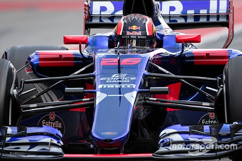 Newey intéressé par les suspensions Mercedes et Toro Rosso