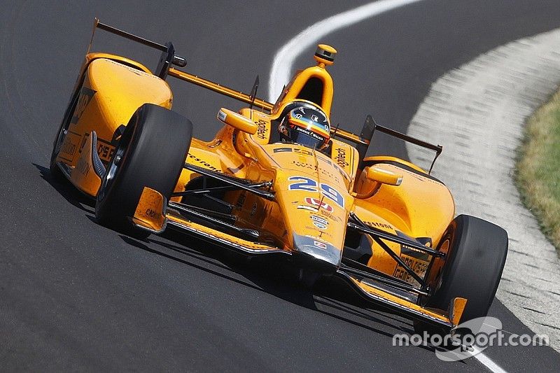Alonso: "Test met 2018-spec IndyCar behoort tot de mogelijkheden"