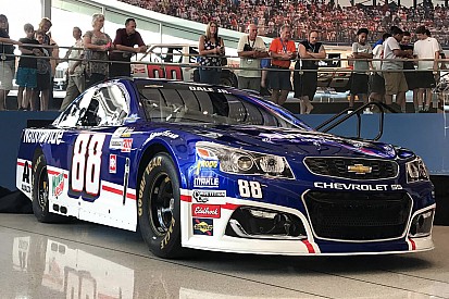 Dale Earnhardt Jr. lucirá diseño retro en su auto en Darlington