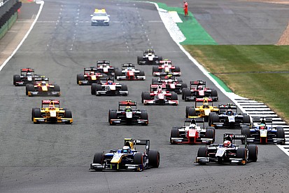 La F2 no podría tener 26 coches en la parrilla de 2018