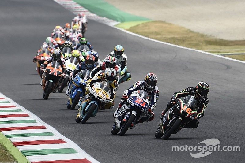 Andrea Migno, Sky Racing Team VR46 leads