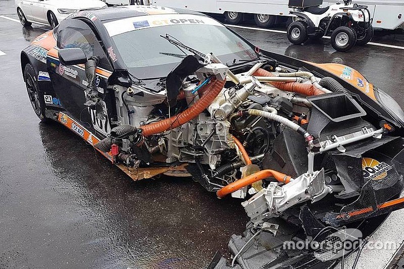 Tremendo botto e molta paura per Francesco Sini al Paul Ricard