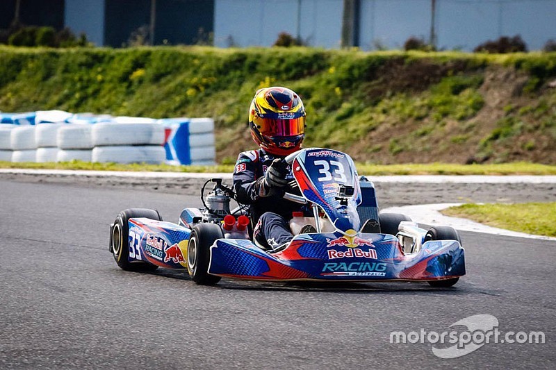 El hijo de Mick Doohan prefiere los coches a las motos