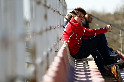 Leclerc en lice pour être réserviste chez Sauber