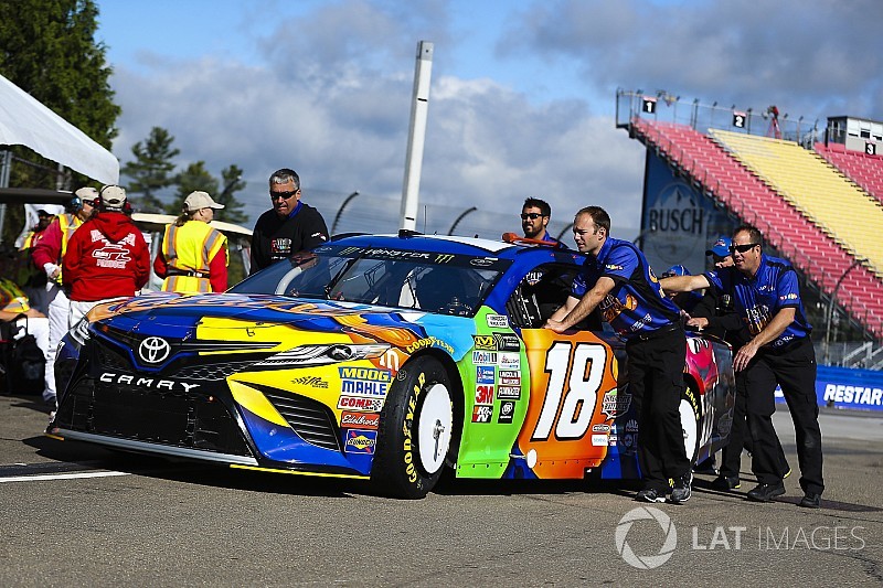 Kyle Busch centra a Watkins Glen la terza pole consecutiva