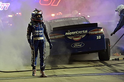 Даника Патрик потеряет место в NASCAR