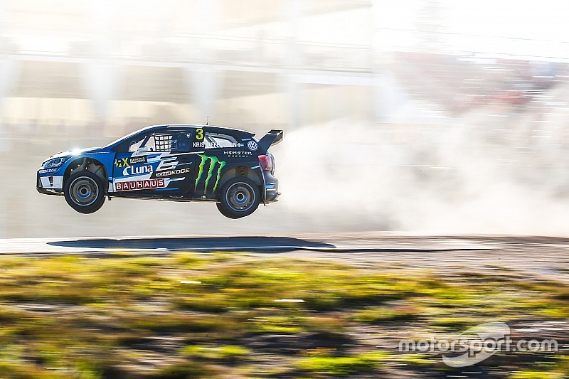 Video: WRX-kampioen Kristoffersson vlamt in Holjes