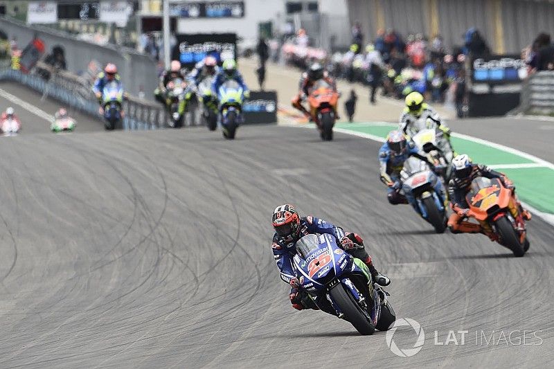 Viñales: “Perdimos un poco el camino con tantos chasis y neumáticos distintos”