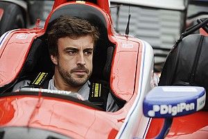 Fotogallery: la prima volta di Alonso su una monoposto IndyCar