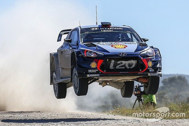 WRC Argentinië: Neuville grijpt zege na dramatisch slotstuk