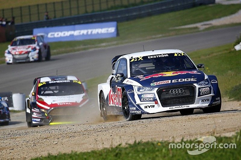 Ekström en tête samedi soir, Loeb bien placé