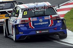 Asia-Thailand: le Volkswagen del Team Engstler dominano le Qualifiche di Buriram