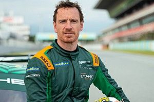 Hollywood ancora alla 24h di Le Mans: nel 2022 corre Fassbender